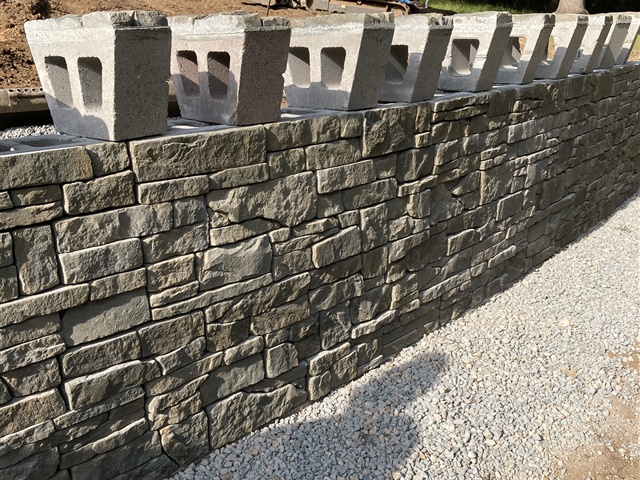 reinforced retaining wall