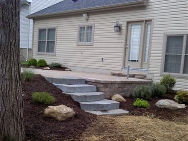 patio with steps