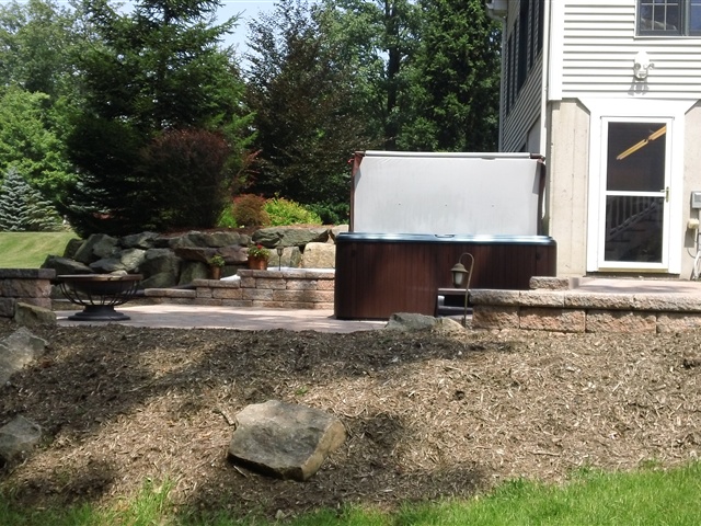 view of jacuzzi on new patio